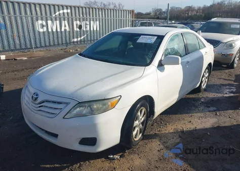 2011 Toyota Camry Le z USA, uszkodzony, nr VIN 4T4BF3EK6BR205239